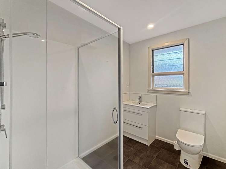 416 Memorial Avenue Burnside_9