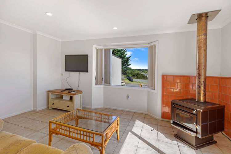 9 Aranui Avenue Waitarere Beach_13