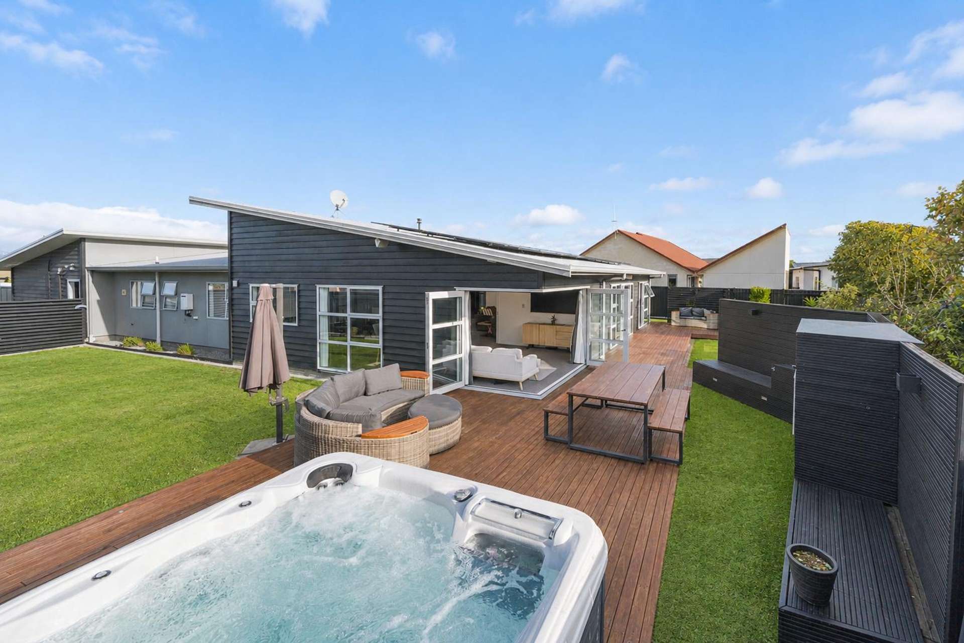 26 Chestnut Close Kelvin Grove_0