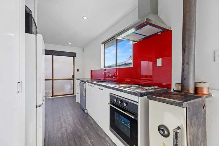 190 Windermere Drive Poike_1