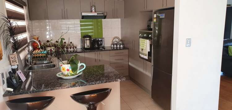 29 Crossandra Drive Mangere_6