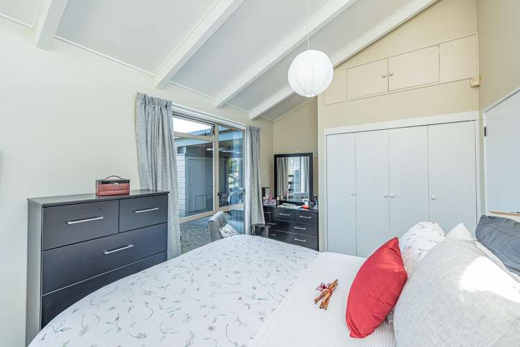 3 Exeter Crescent Springvale_10