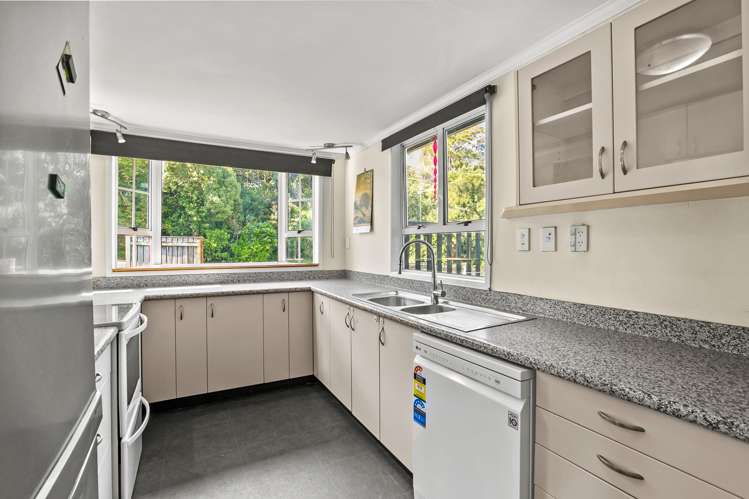 8 Awanui Street Merrilands_3