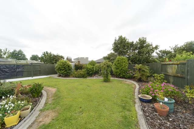 68 Amberley Avenue Highbury_4