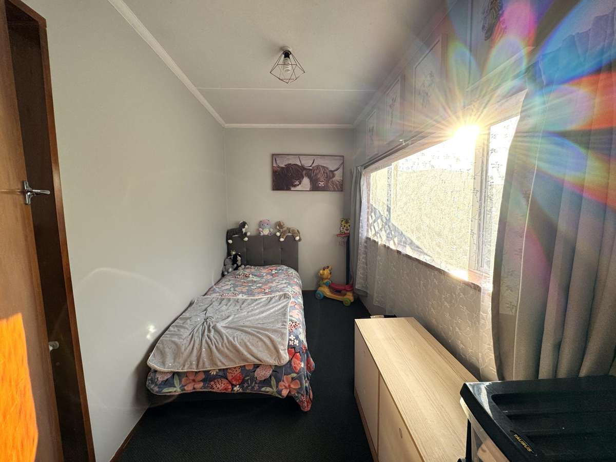 3 Caldervan Street_5