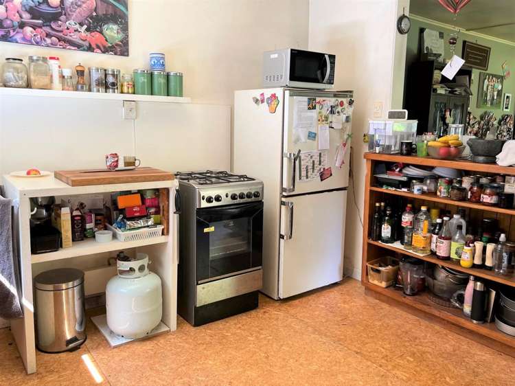 119 Main Road Blackball_17