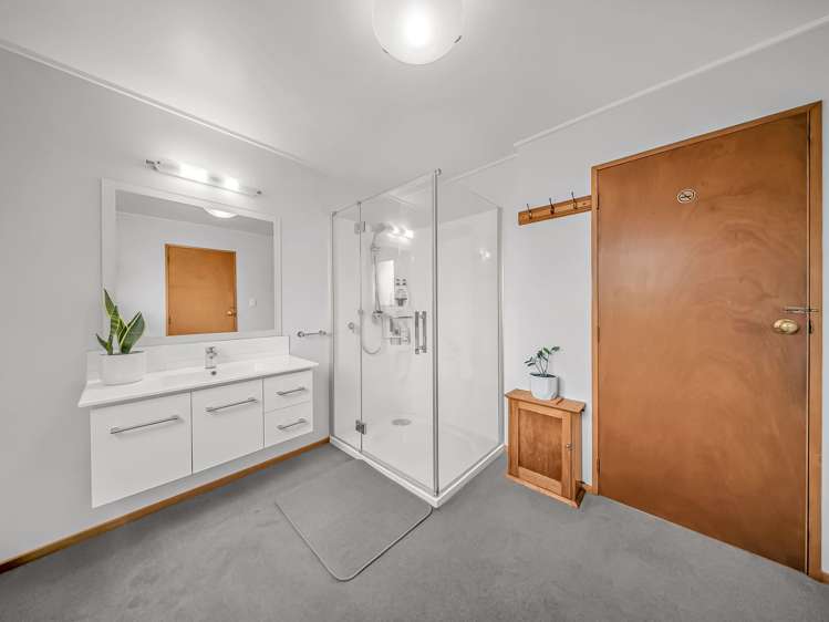 7 Bowen Street Te Anau_16