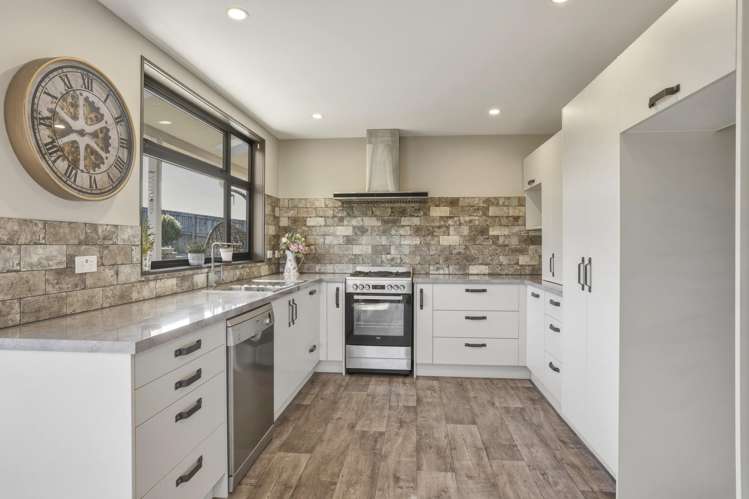 21 Baker Street, Balclutha Balclutha_12