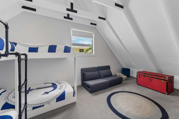 12a Broadway Picton_11