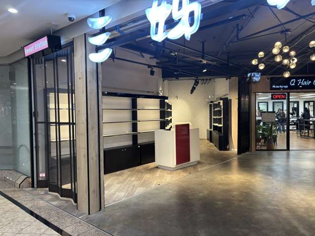 8/239 Queen Street Auckland Central_3