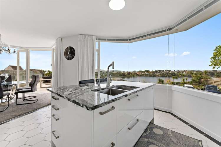 1/90 Kitchener Road Milford_16