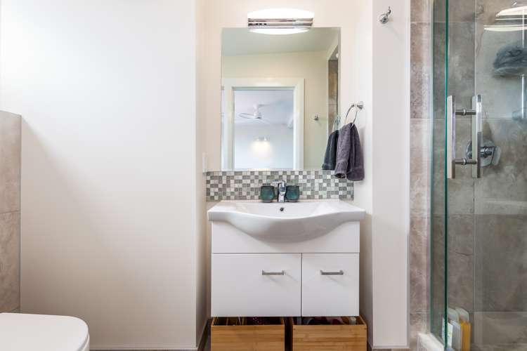 49 Discovery Drive Gulf Harbour_27