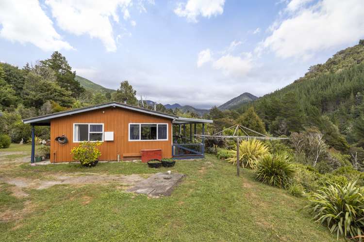 920 Wakamarina Road Havelock_21