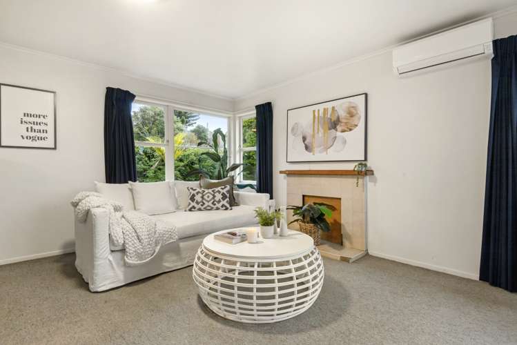 72 Blakeborough Drive Forrest Hill_10