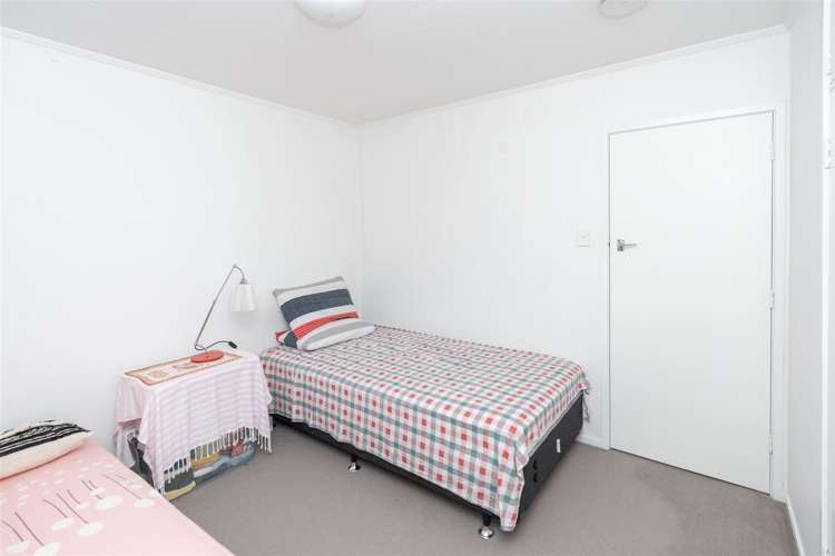 59 Resthill Crescent Glenview_15