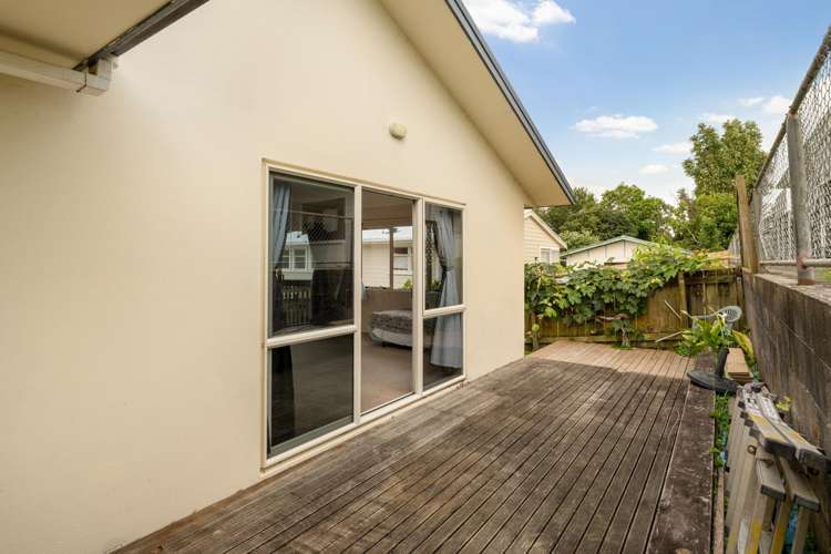 19 Twentyfirst Avenue Gate Pa_16