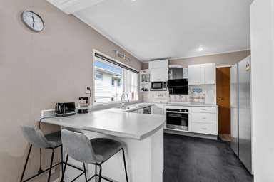 1/59 Glenmore Road_3