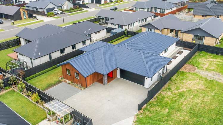 27 Kaitorete Drive_0