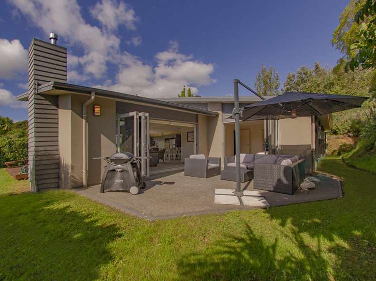 9 Taunui Place Cooks Beach_29