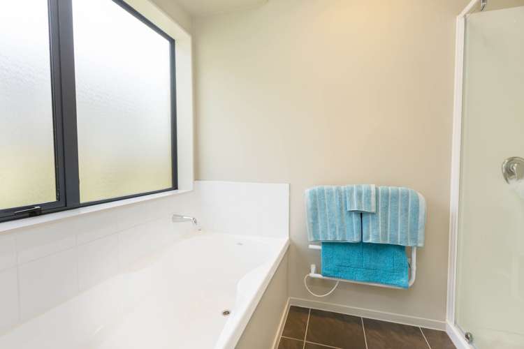 44 King Charles Drive Kingsley Heights_15