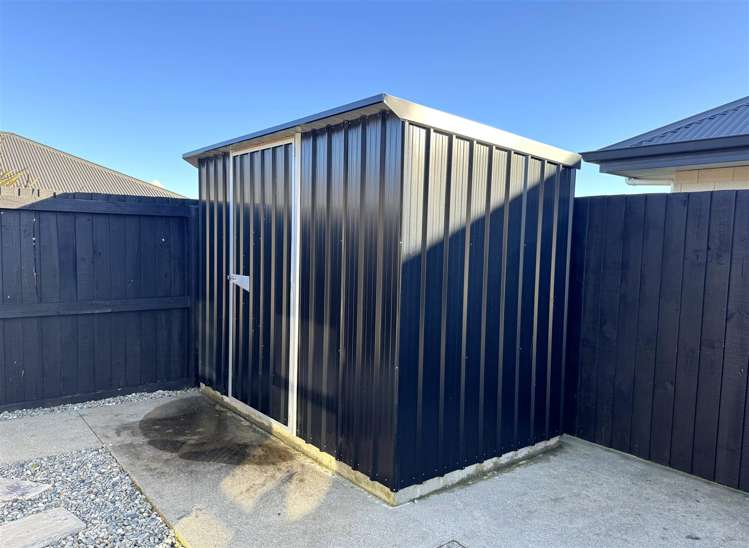 21 Ashley Drive Paroa_27