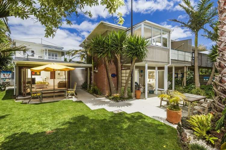 1/5a Takarunga Road Devonport_13