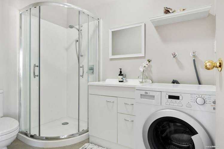 4b/9 Laidlaw Way East Tamaki_5