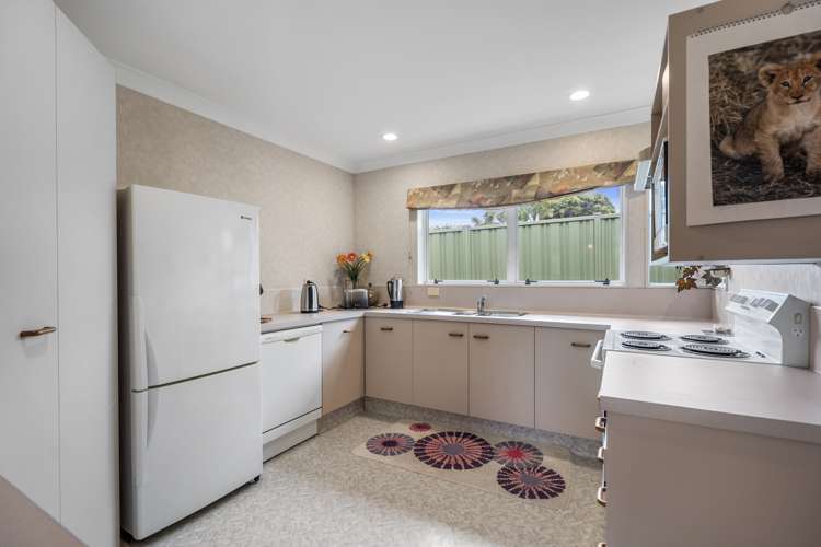 8b Longwood Lane Otumoetai_3