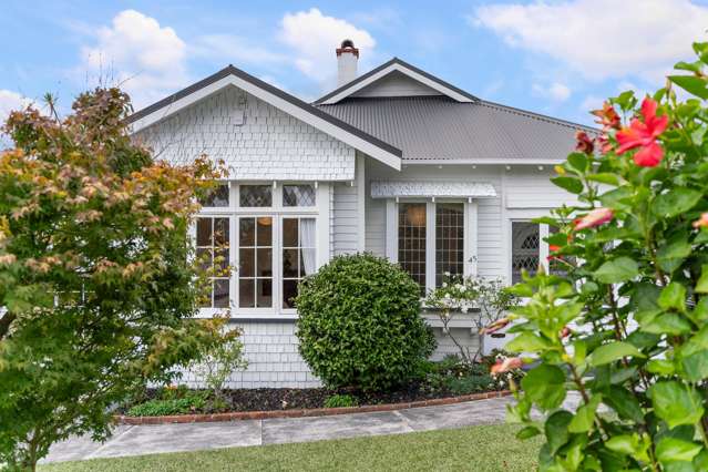 Timeless Remuera Bungalow with Stunning Views