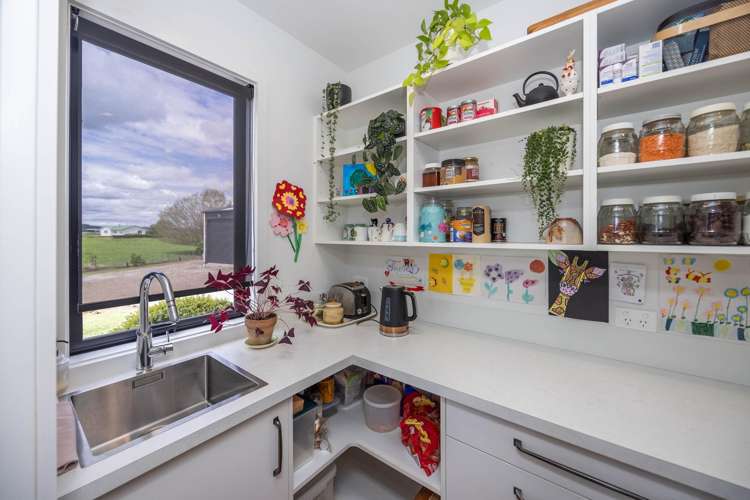 59 Pine Road Lichfield_11