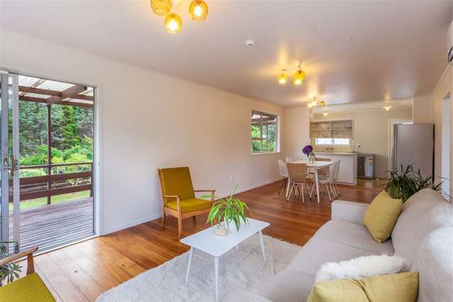 15 The Grove Titirangi_3