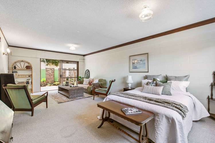 2/23 Beach Road Castor Bay_7