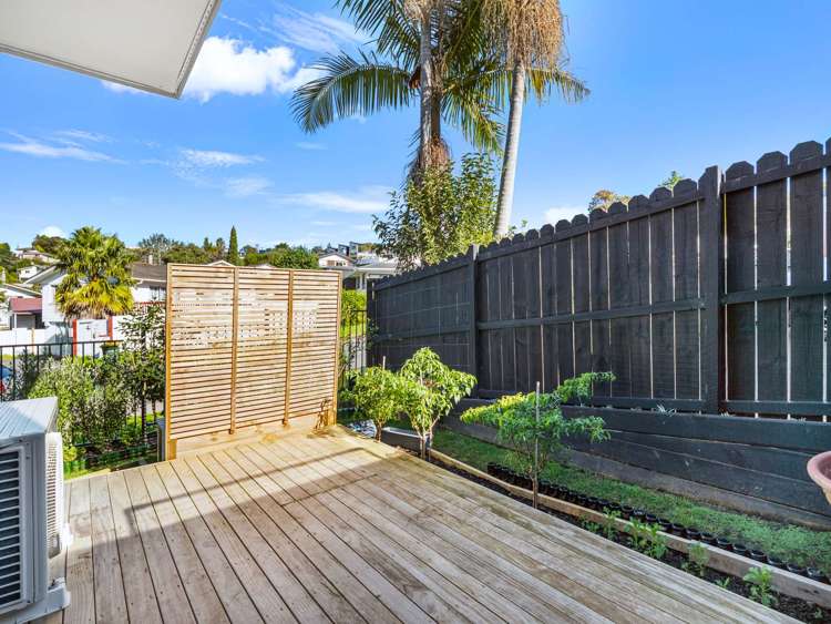1B Tacitus Place Totara Vale_2