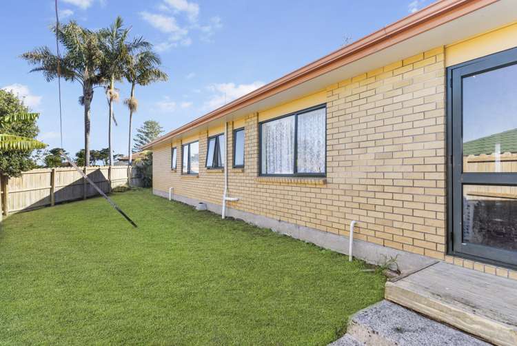 54 Etherton Drive Manurewa_13