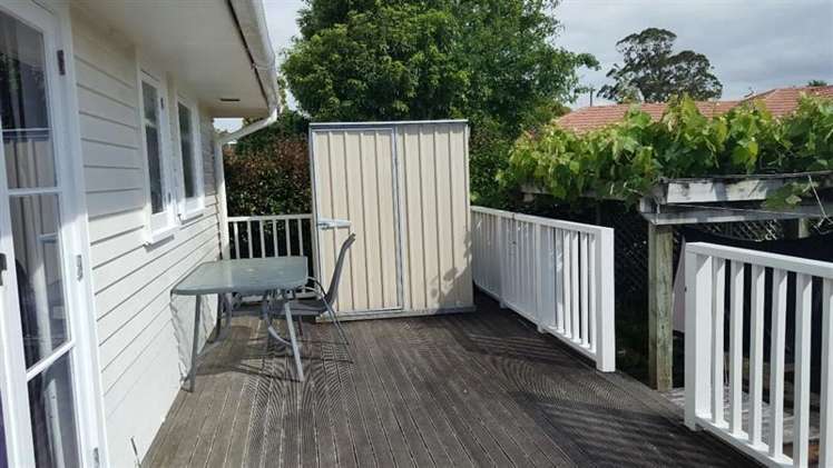 5 Mackenzie Street Te Atatu South_5