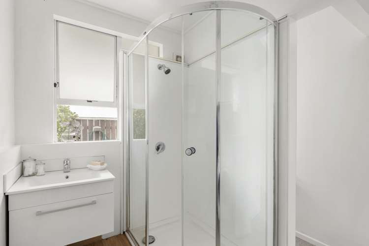 4/72 Freyberg Street Lyall Bay_5