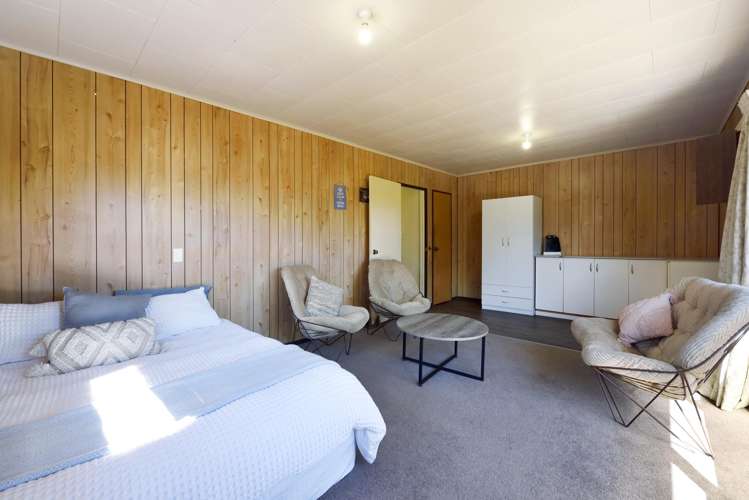 24 Starveall Street Brightwater_22