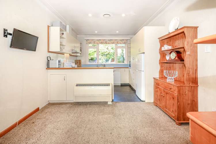 410 North Road North East Valley_11