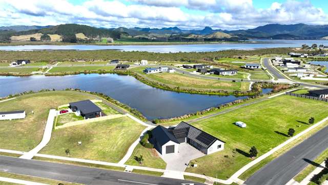 Lakefront Luxury with a View Worth Waking Up To
