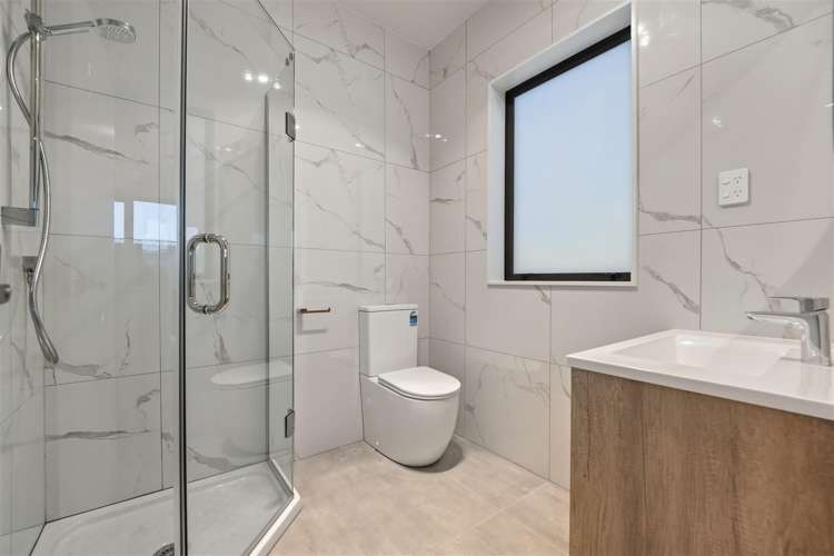 50 Whakairo Crescent Gulf Harbour_23