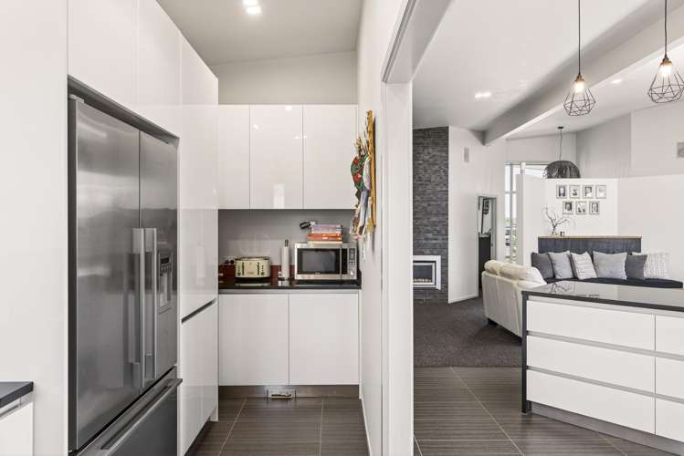 15 Pohutukawa Grove Lytton West_8