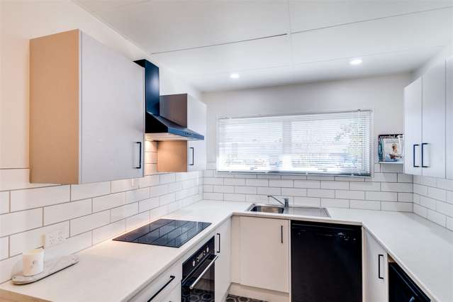 1/8 Lee Road Taradale_3