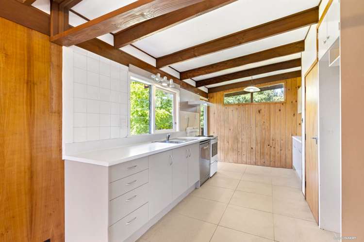 31 Cron Avenue Te Atatu South_5