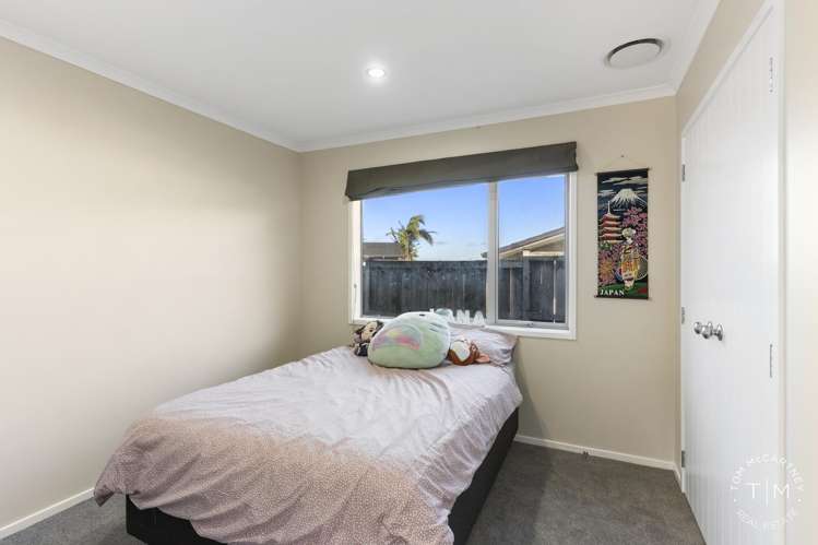 13 Kenley Heights Flat Bush_11