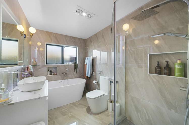54 Robert Ross Place Clendon Park_9