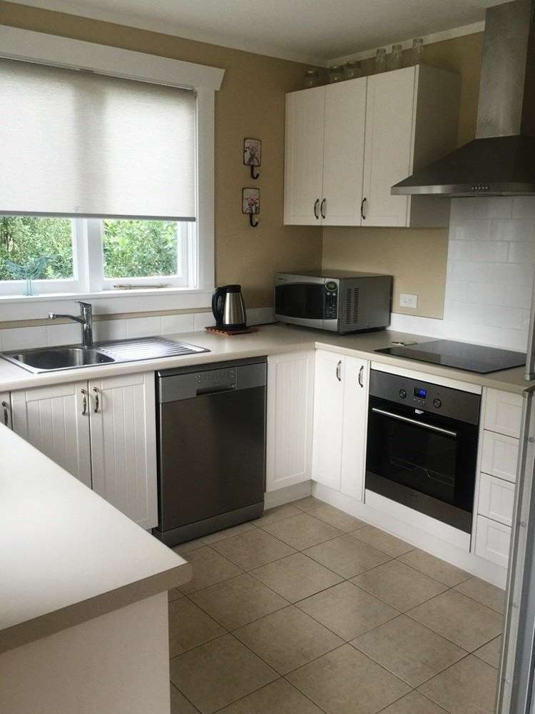 518f West Coast Road Oratia_11