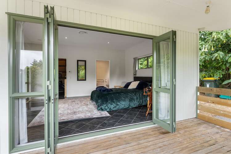 359A Kuku East Road Manakau_25