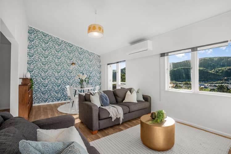 2/54 Holborn Drive_0