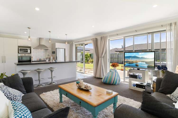 18 Rainey Crescent Papamoa_16