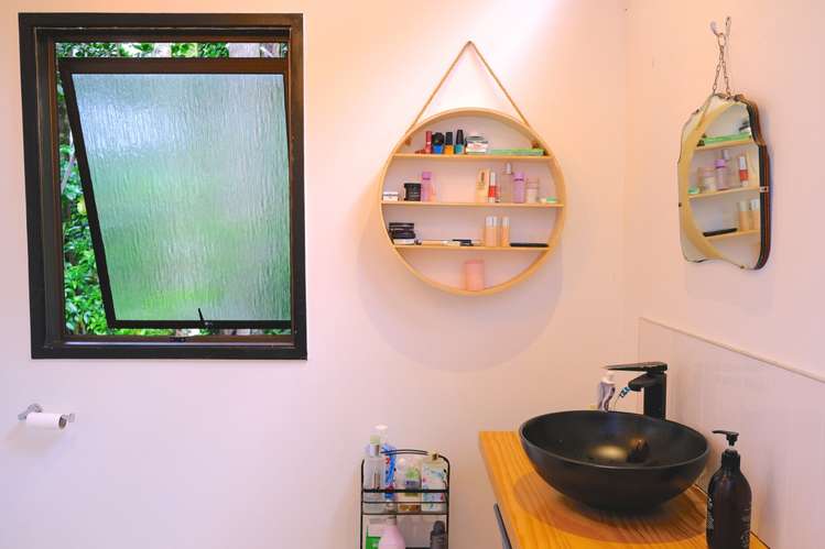 36 Waima Crescent Titirangi_14